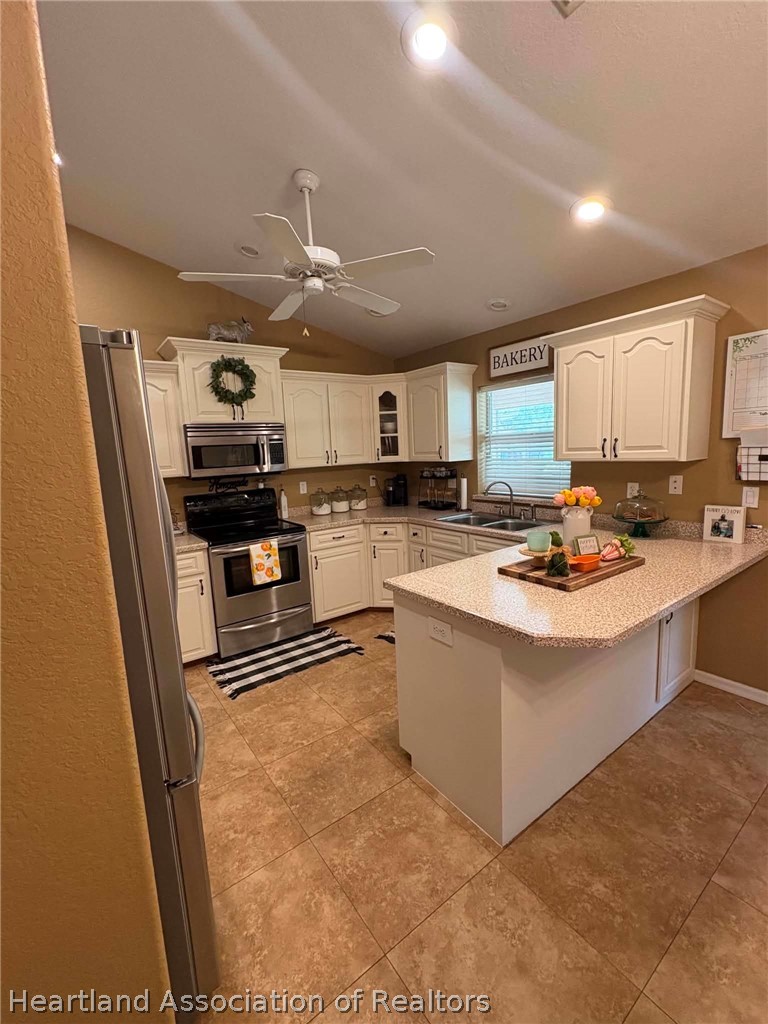 205 Howey Road Sebring, FL 33870 - Photo 13 of 50