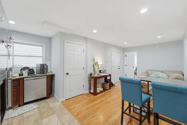 $2,500 | 499 Ocean Avenue, Unit 1, Jersey City, NJ 07305