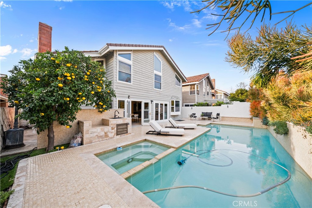 6 Ribera Irvine, CA 92620 - Photo 59 of 71 Gallery Image 59