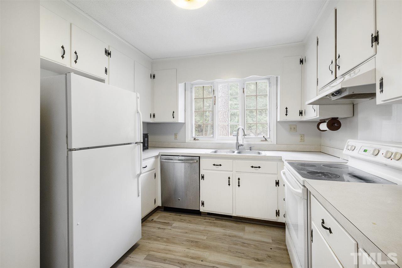 3053 Wycliff Road Raleigh, NC 27607 - Photo 4 of 29