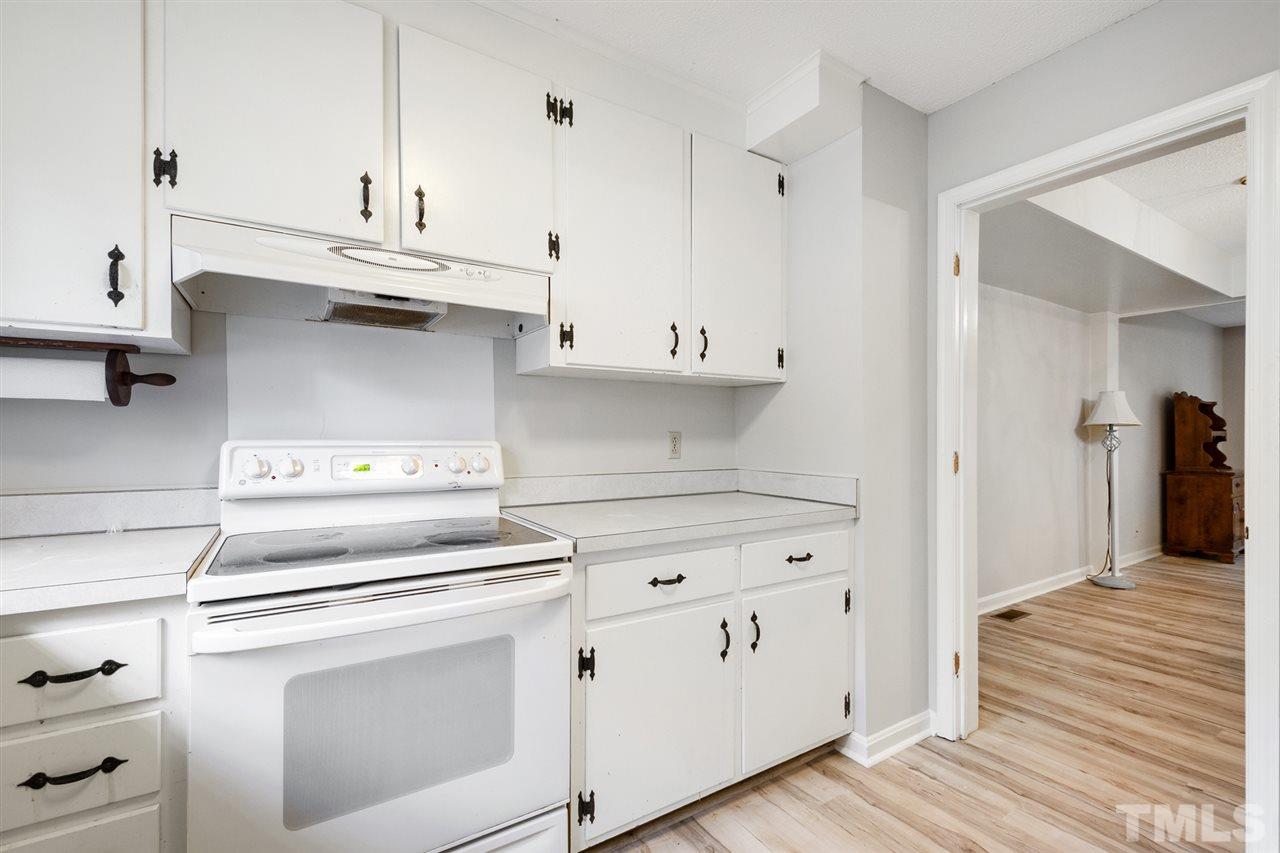 3053 Wycliff Road Raleigh, NC 27607 - Photo 6 of 29