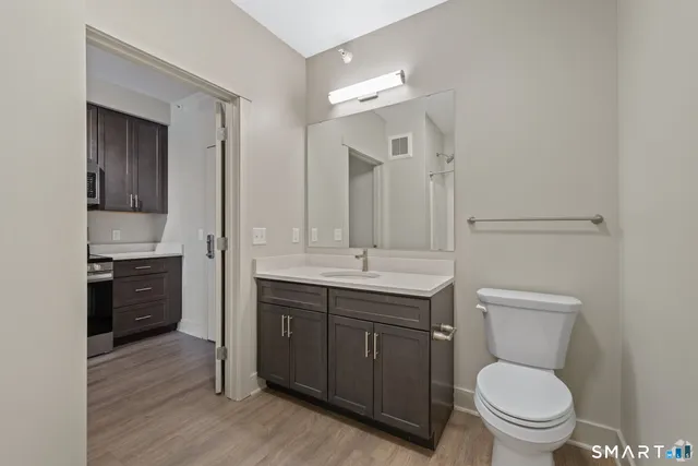 $1,895 | 75 Marlborough Street, Portland, CT 06480