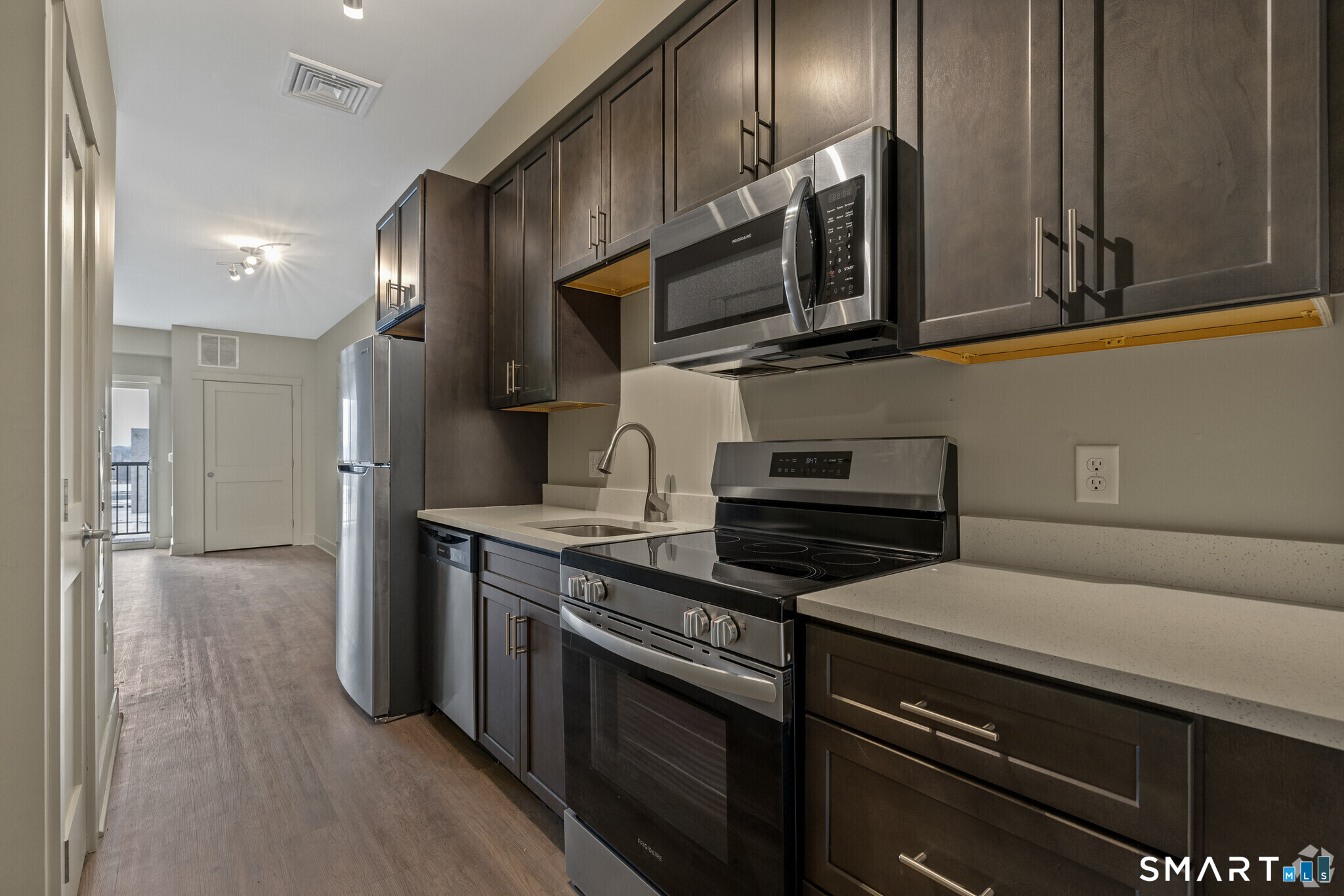 75 Marlborough Street Portland, CT 06480 - Photo 2 of 4