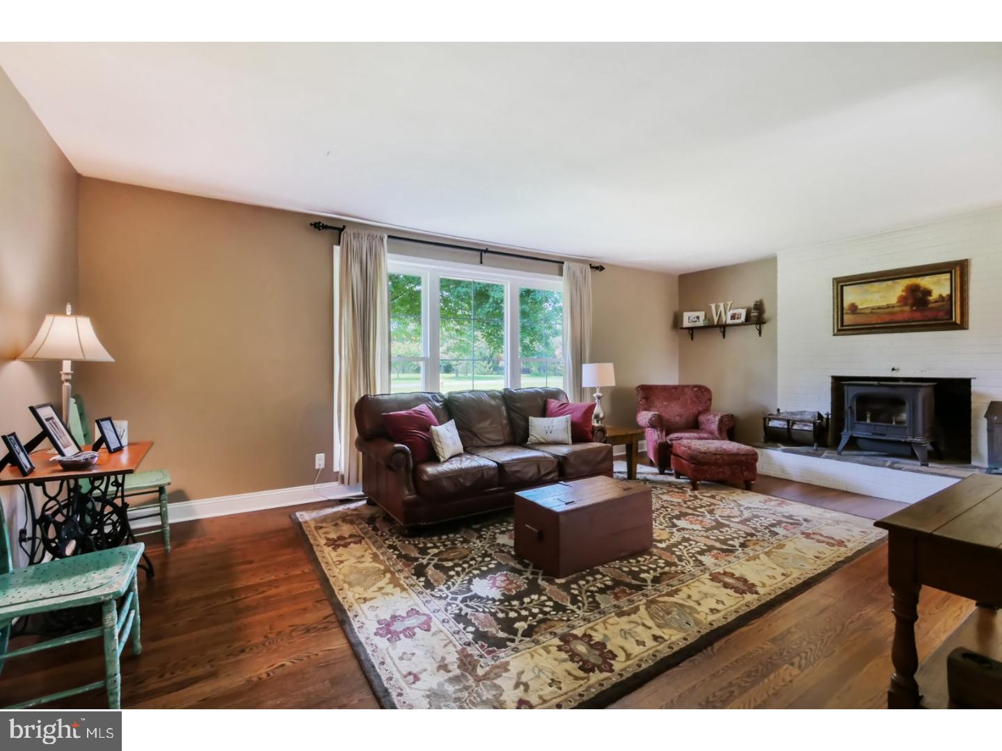 234 Green Tree Drive West Chester, PA 19382 - Photo 3 of 25 Gallery Image 3