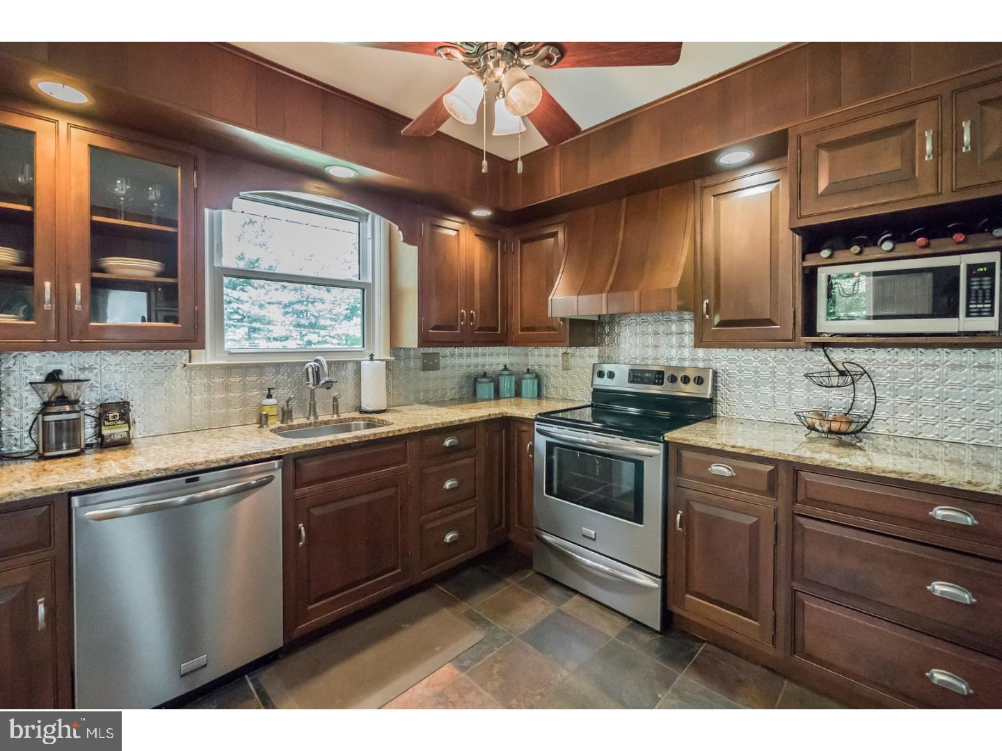 234 Green Tree Drive West Chester, PA 19382 - Photo 8 of 25 Gallery Image 8