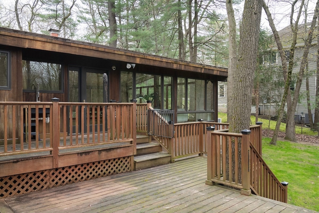 30 Partridge Road Lexington, MA 02420 - Photo 3 of 31