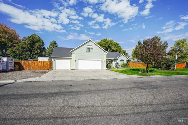 $450,000 | 500 East 19th Street, Burley, ID 83318