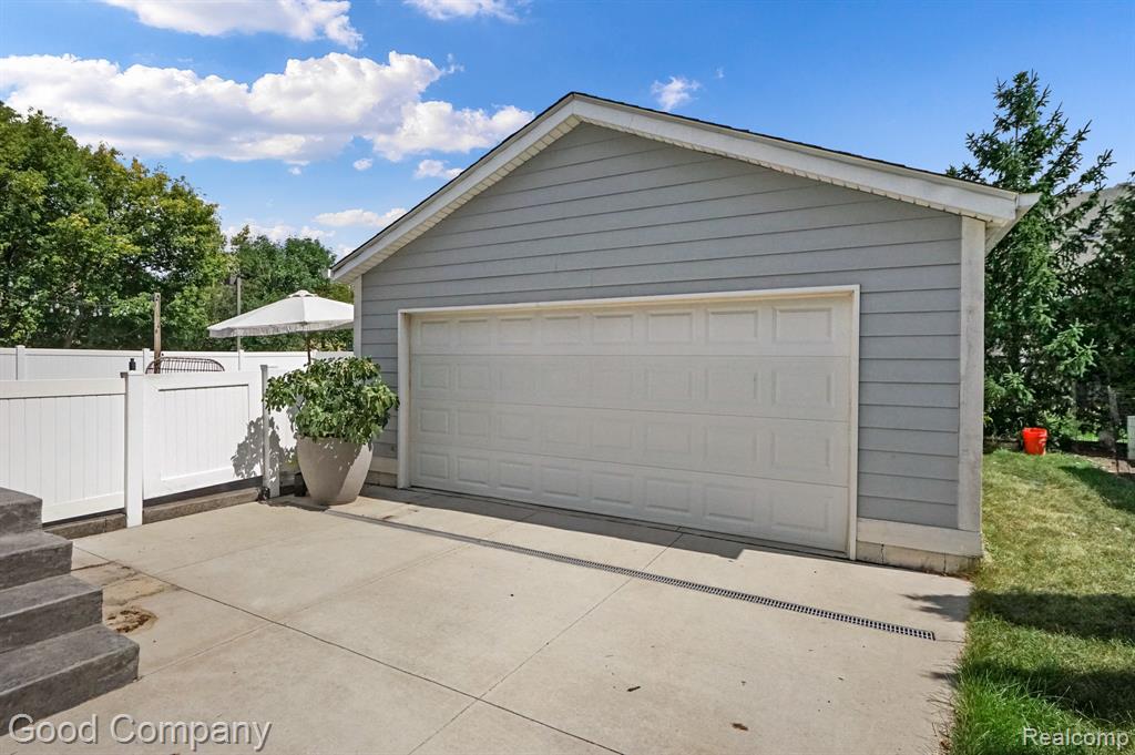 3526 Durham Road Royal Oak, MI 48073 - Photo 32 of 34 Gallery Image 32