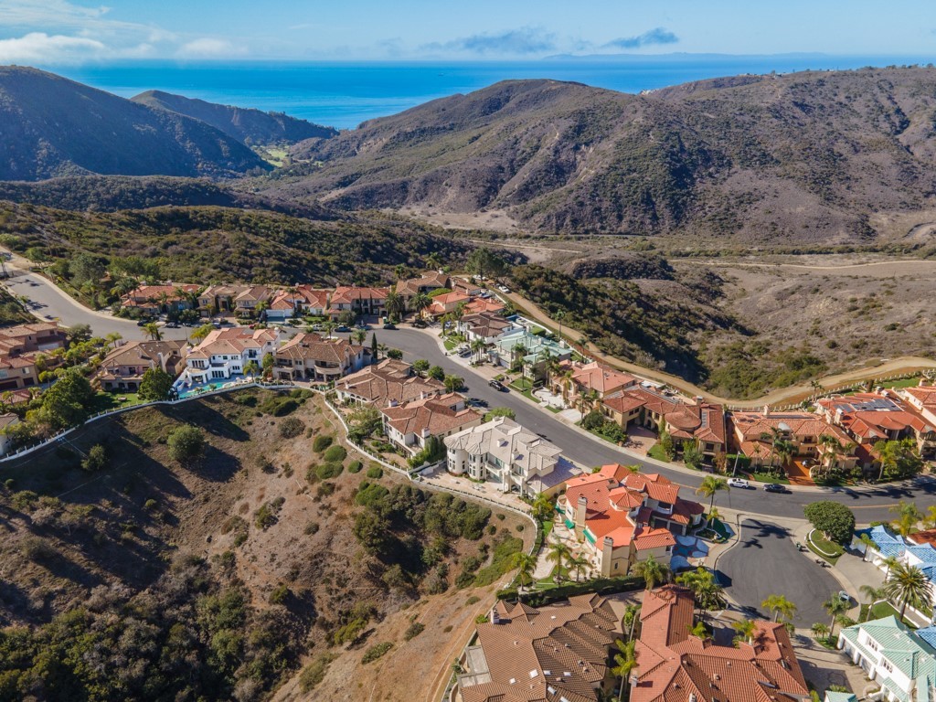 2 Crystal View Ridge Laguna Niguel, CA 92677 - Photo 49 of 50 a view of a city with mountains in the background