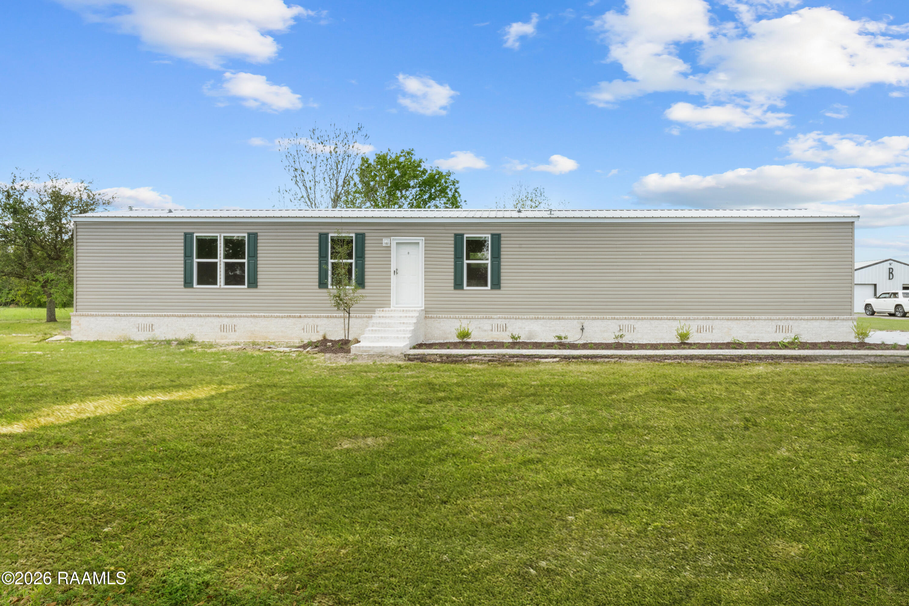 209 Oak Mnr Road Rayne, LA 70578 - Photo 1 of 23 DSC00109 (1)