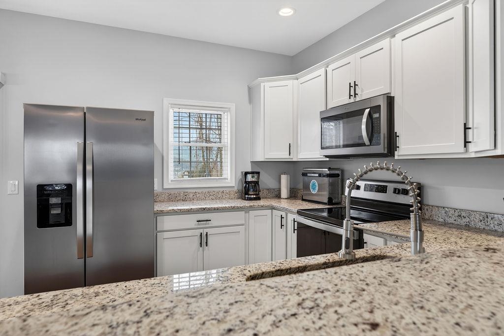 125 Springridge Lane Fairfield, VA 24435 - Photo 11 of 34