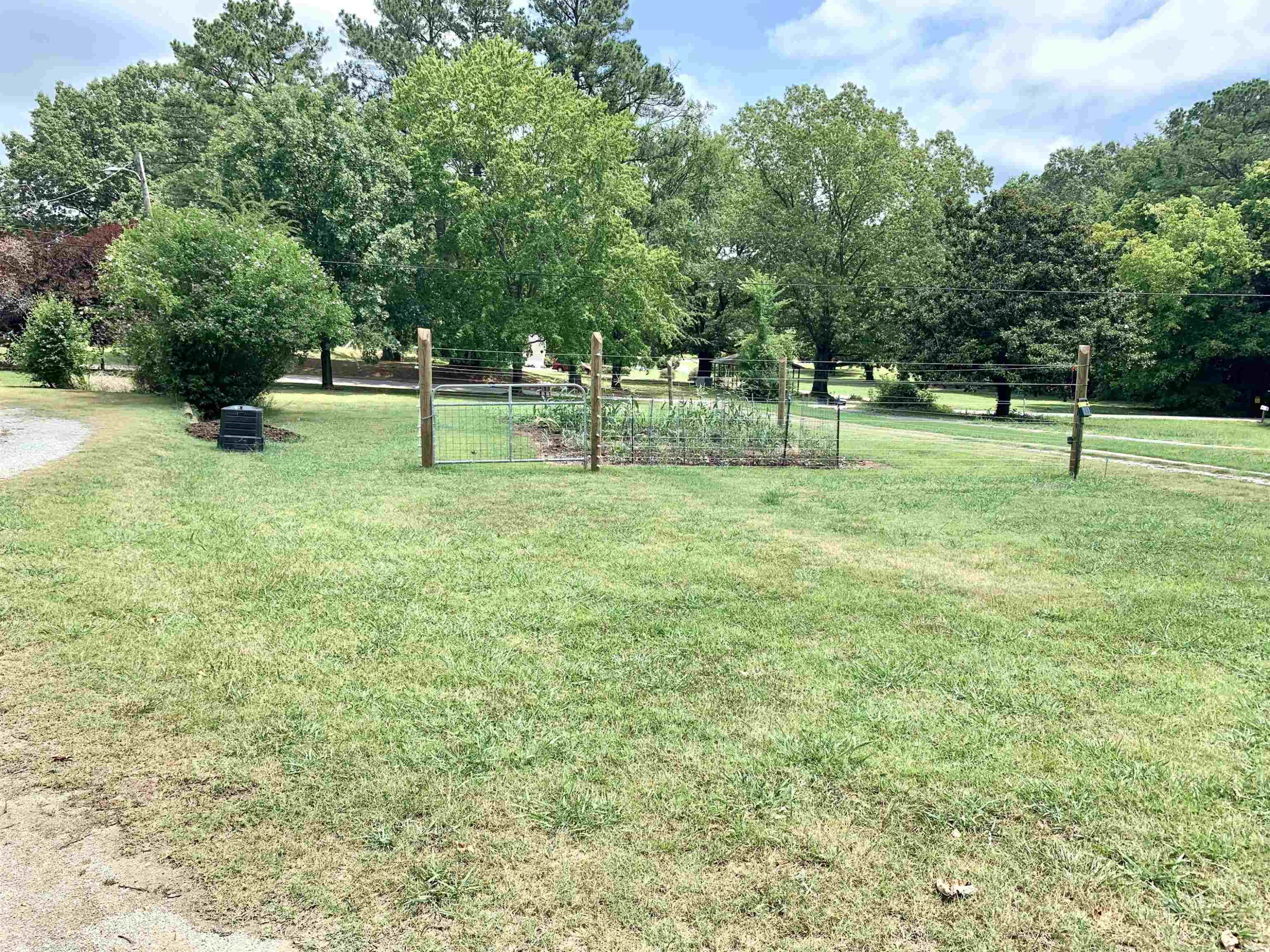 280 Leach Road Huntingdon, TN 38344 - Photo 12 of 18 Photo 12