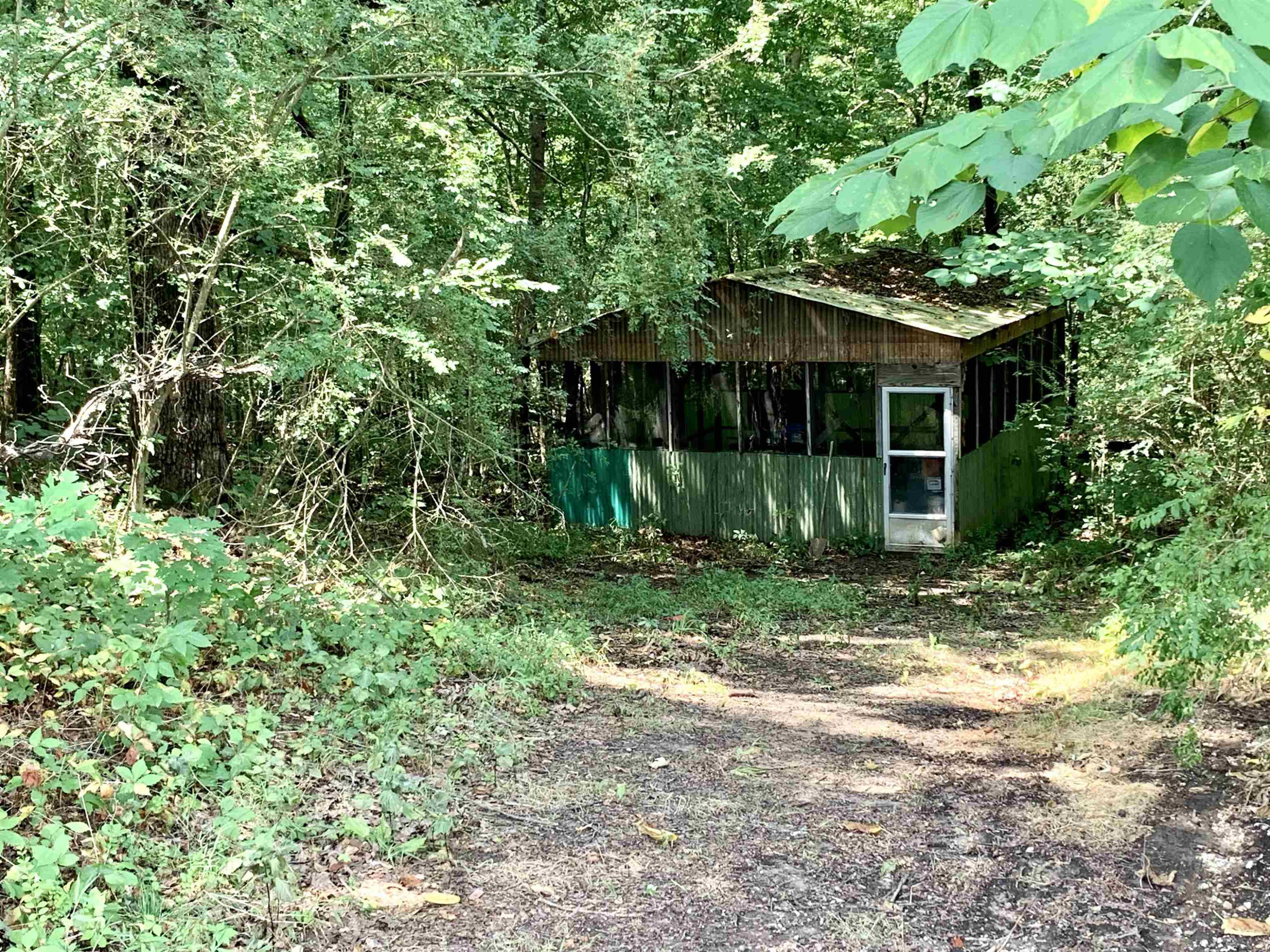 280 Leach Road Huntingdon, TN 38344 - Photo 15 of 18 Photo 15