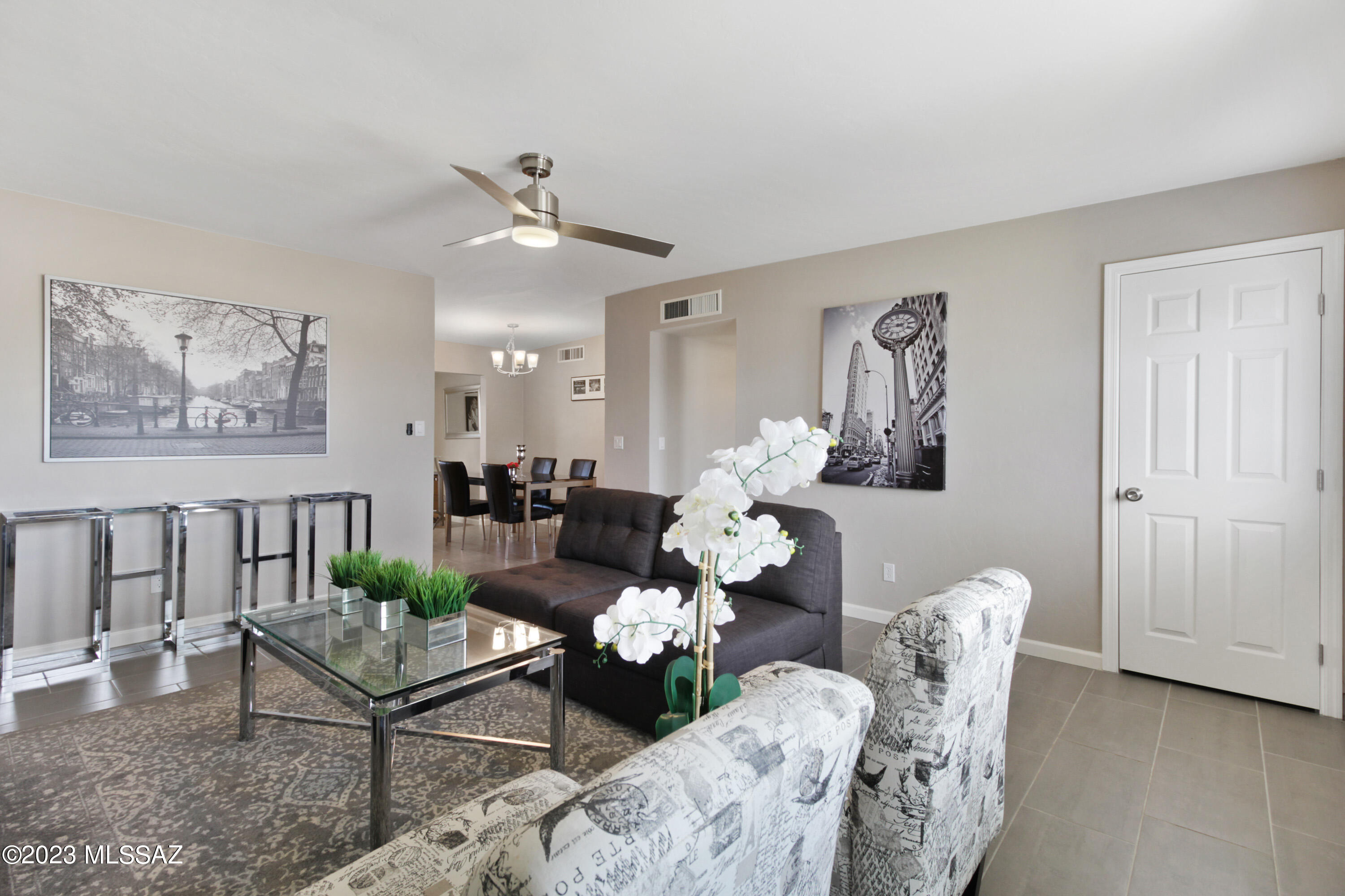 9621 East Sellarole Road Tucson, AZ 85730 - Photo 6 of 32 Gallery Image 6