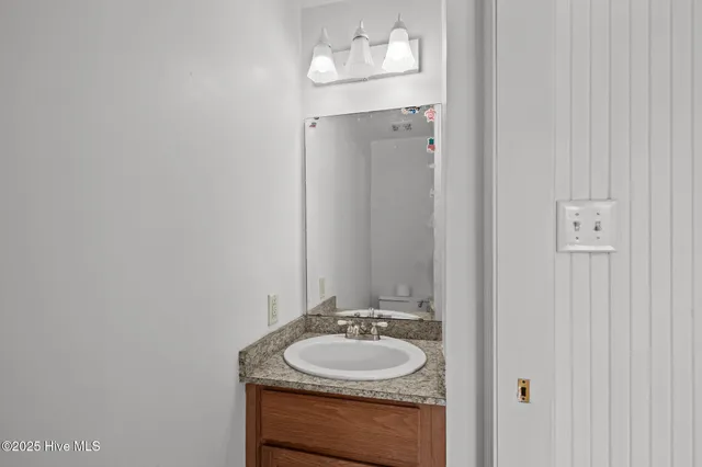 $200,000 | 158 Channel Rock Road, Beaufort, NC 28516