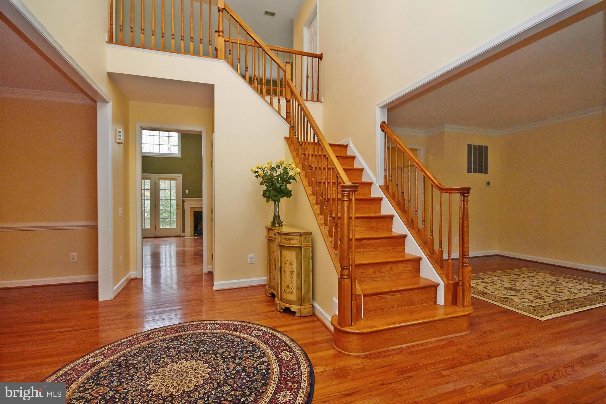 6805 Hampton Creek Way Springfield, VA 22150 - Photo 3 of 30 Two Story Foyer