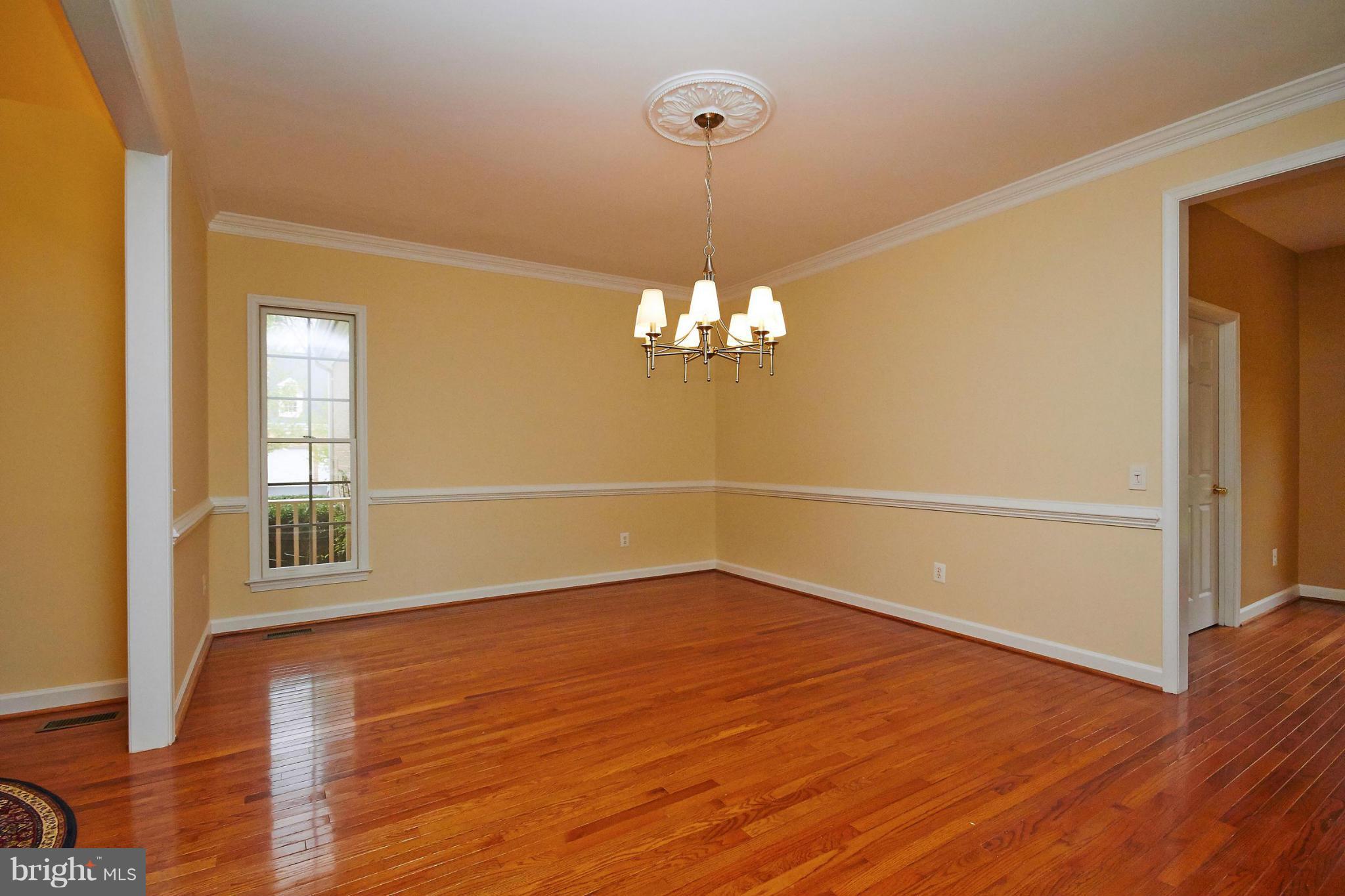 6805 Hampton Creek Way Springfield, VA 22150 - Photo 7 of 30 Banquet-Sized Dining Room