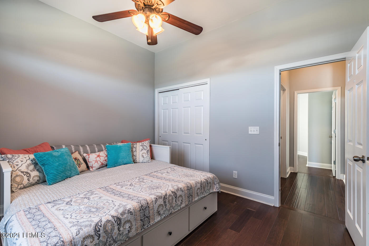48 White Crescent Circle Ridgeland, SC 29936 - Photo 32 of 40 32 Guest room