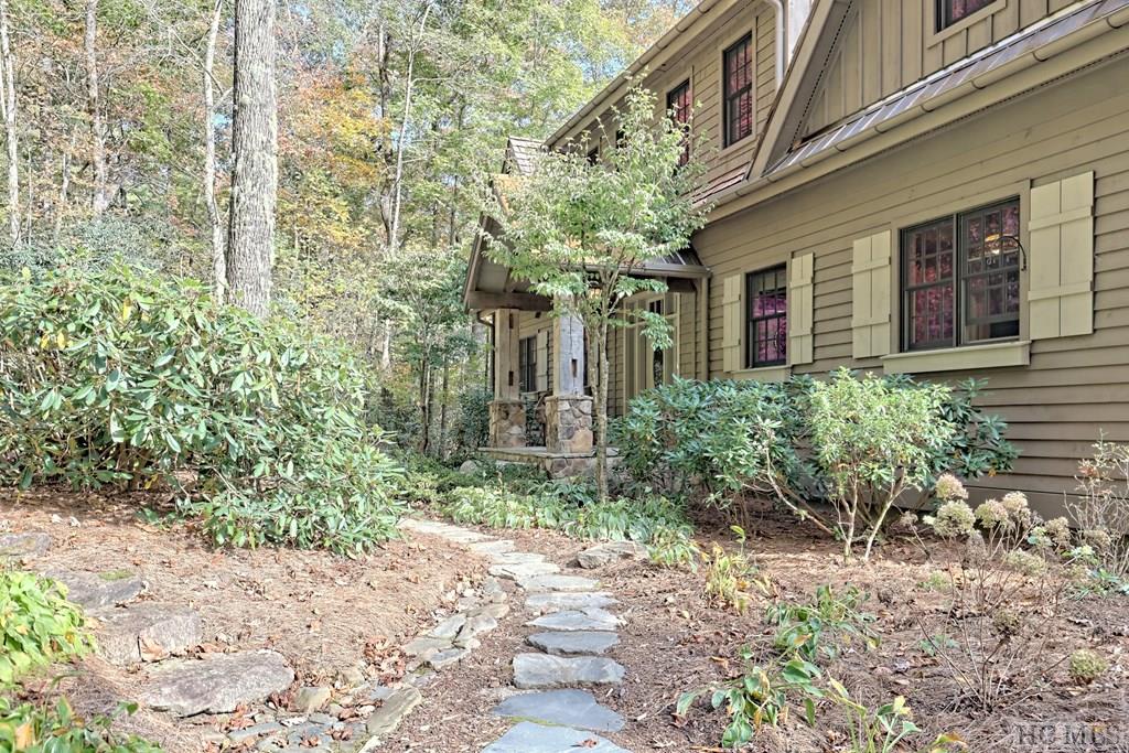 693 Wandering Ridge Cashiers, NC 28717 - Photo 13 of 54 Gallery Image 13