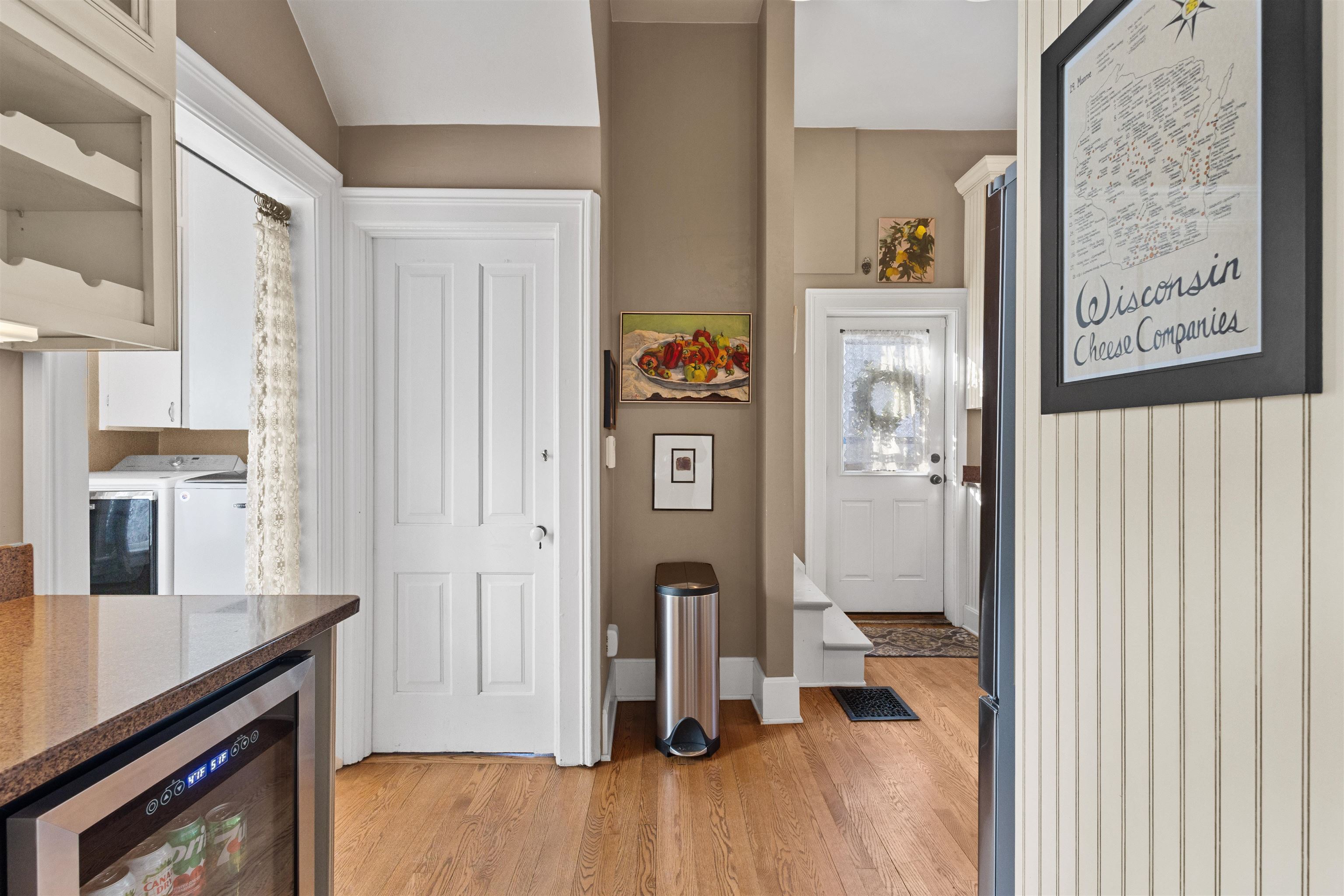 403 South Church Street Neenah, WI 54956 - Photo 35 of 73