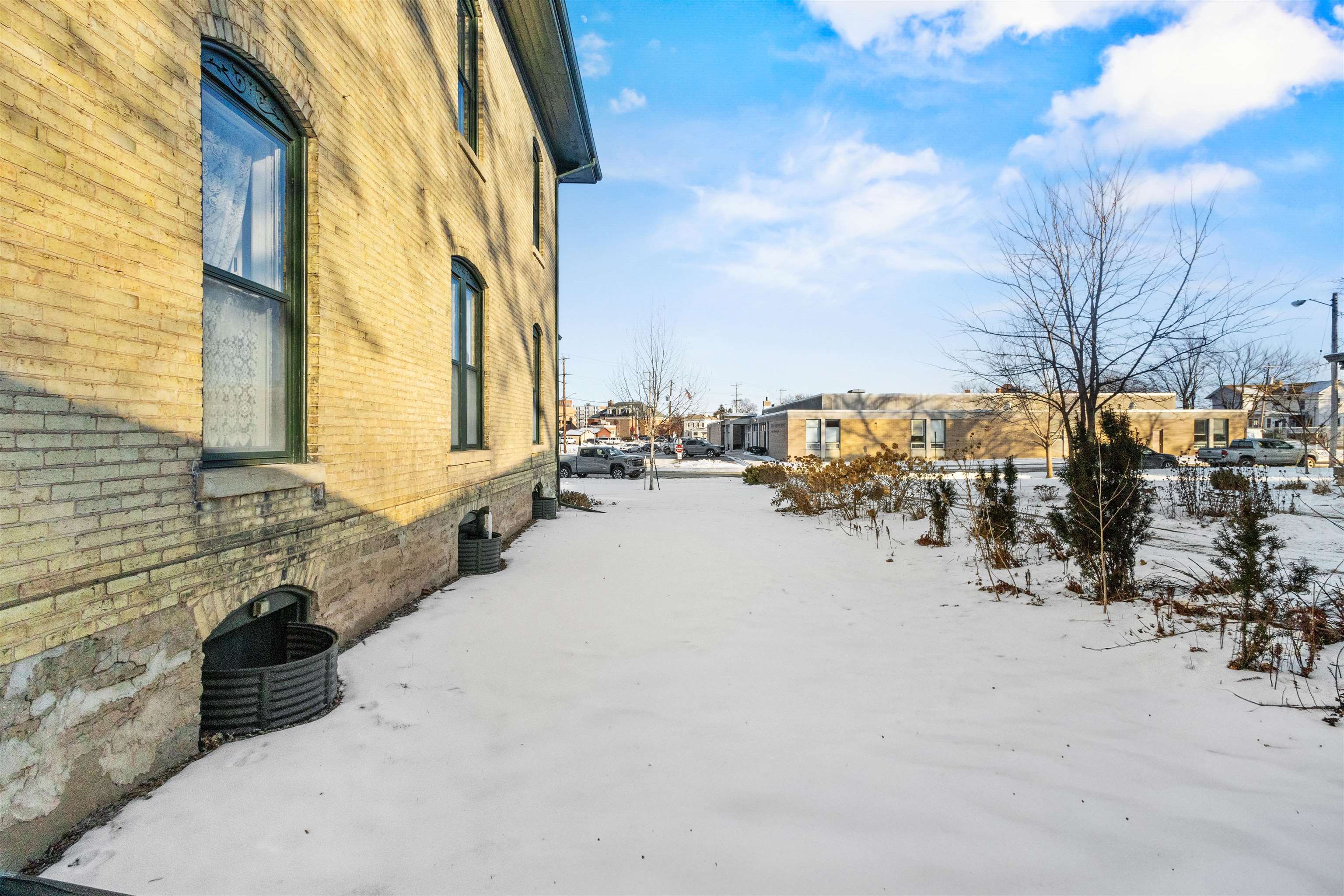 403 South Church Street Neenah, WI 54956 - Photo 68 of 73