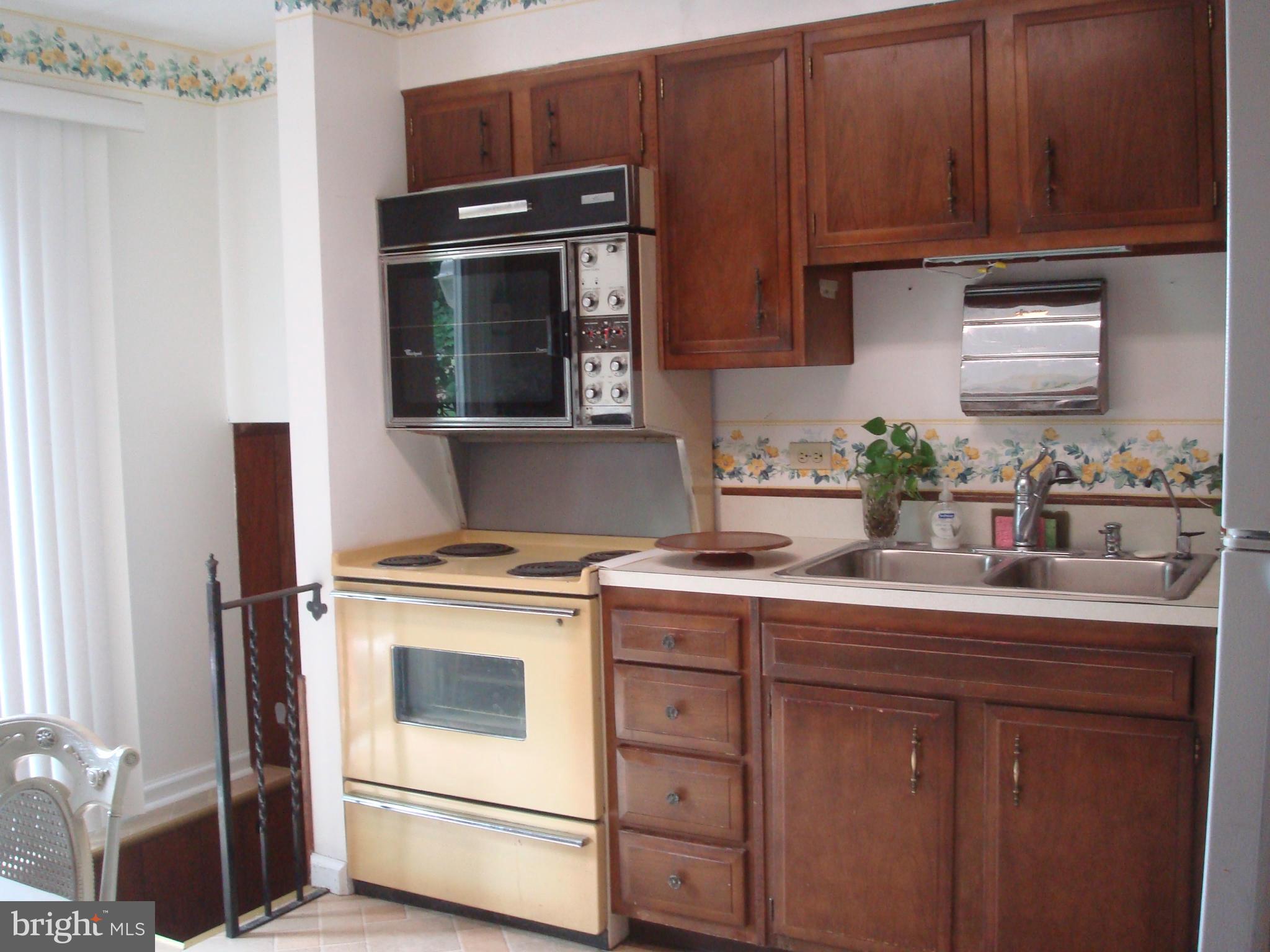 439 Hook Road Westminster, MD 21157 - Photo 6 of 29 Kitchen