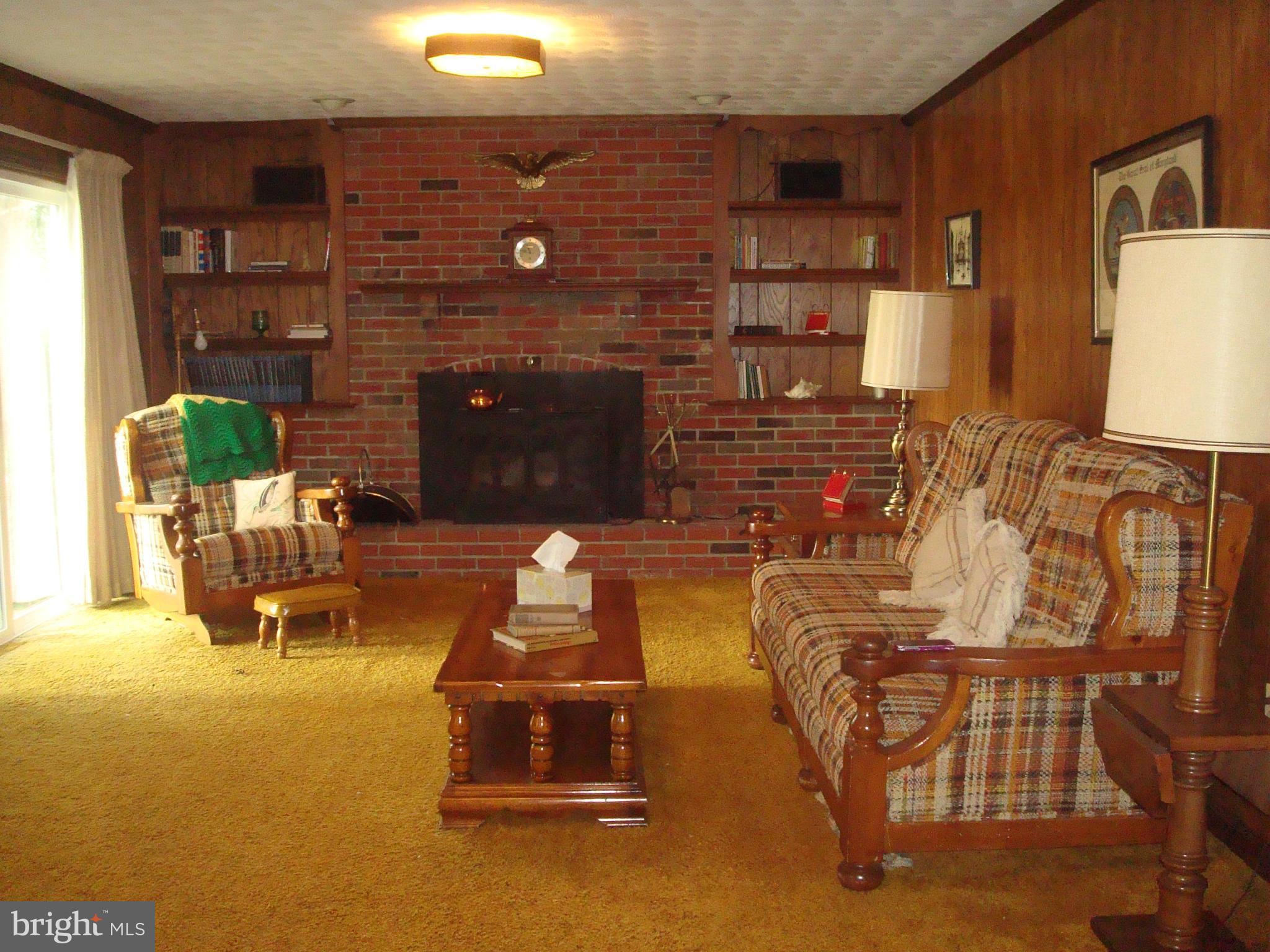 439 Hook Road Westminster, MD 21157 - Photo 7 of 29 Family Room