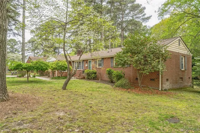 $439,000 | 115 Mistletoe Drive, Newport News, VA 23606