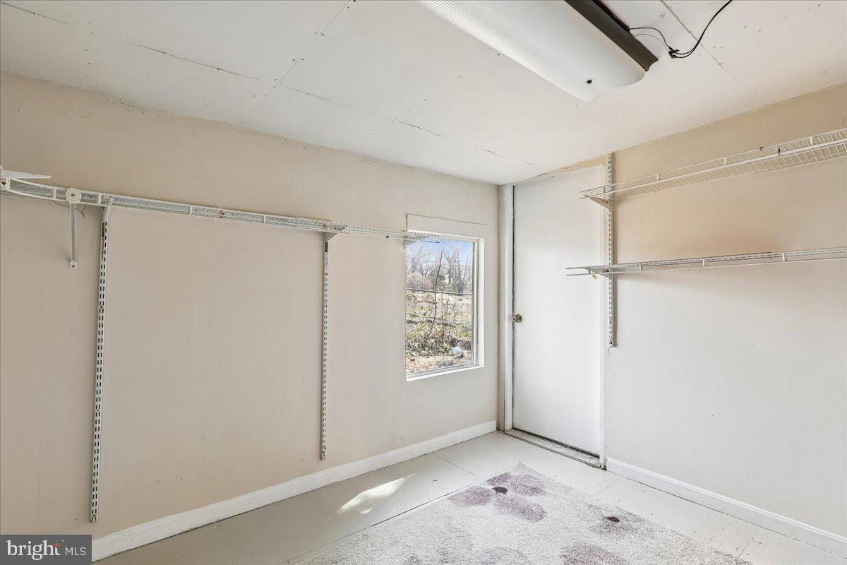 7113 Itte Lane Springfield, VA 22150 - Photo 13 of 20 Master Walk in Closet