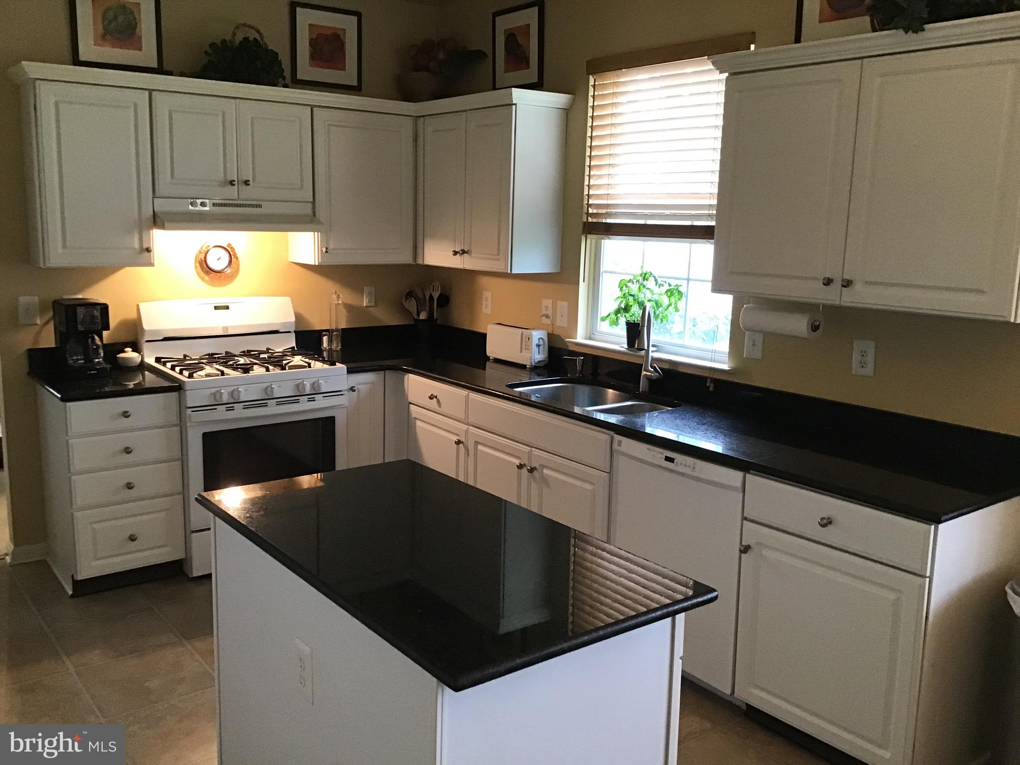 33 Albany Road Marlton, NJ 08053 - Photo 11 of 27 Gallery Image 11