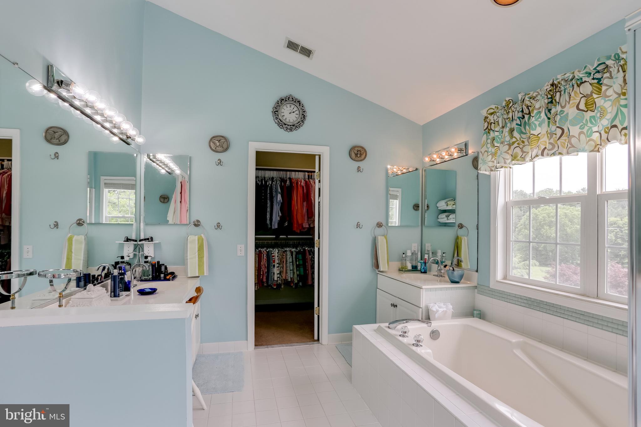 6151 Challedon Circle Mount Airy, MD 21771 - Photo 25 of 59