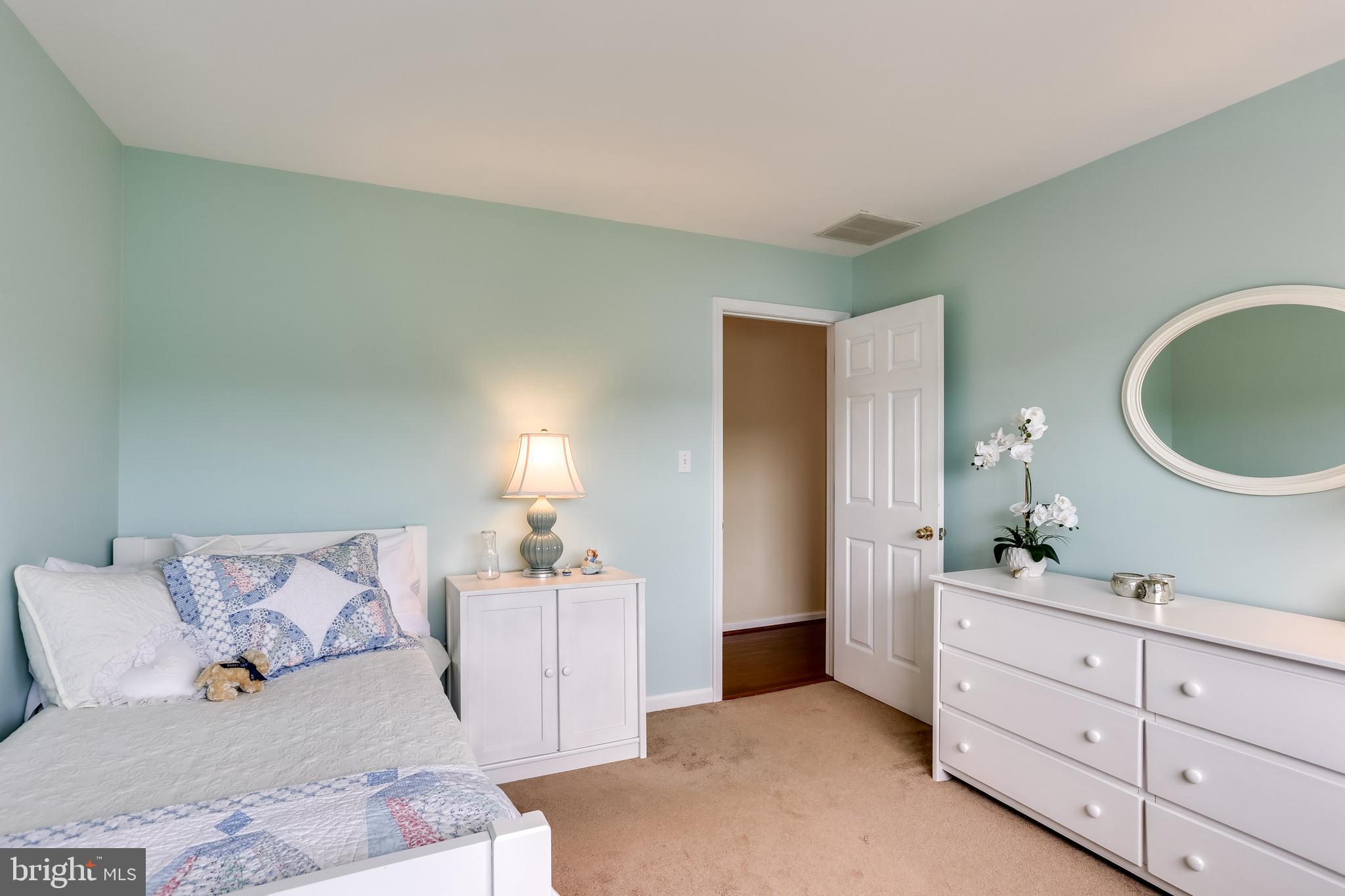 6151 Challedon Circle Mount Airy, MD 21771 - Photo 28 of 59