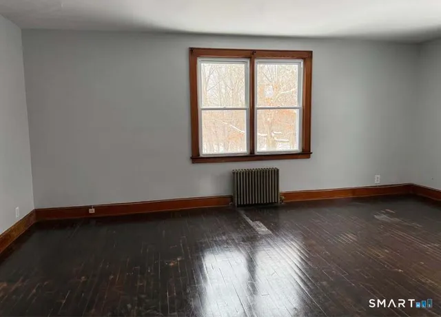 $2,399 | 9 Jennings Street, Jewett City, CT 06351