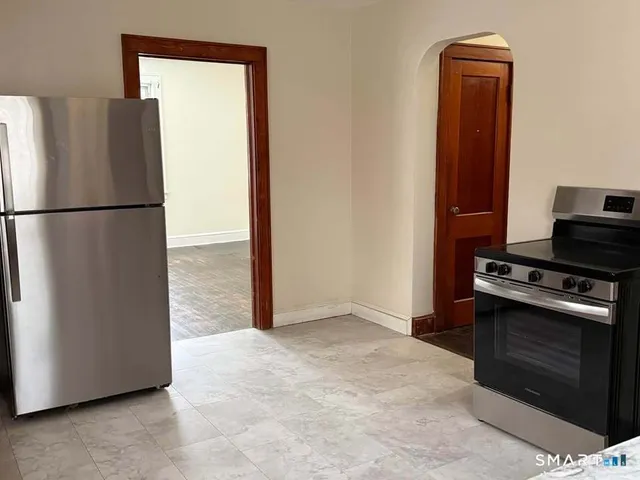 $2,399 | 9 Jennings Street, Jewett City, CT 06351