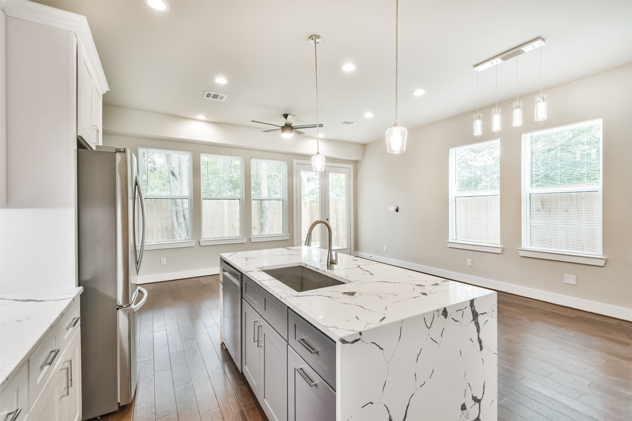 810 Mansfield Street Houston, TX 77091 - Photo 18 of 47