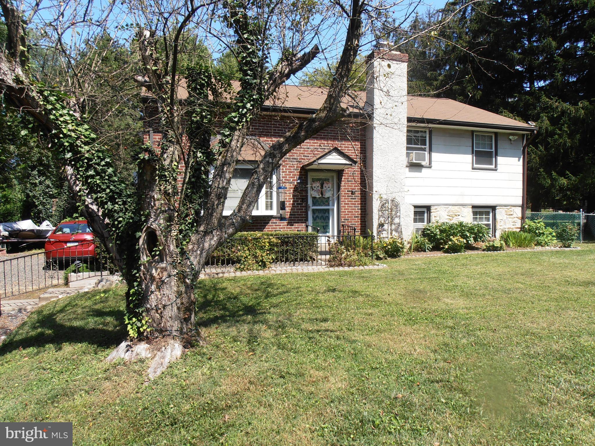 531 Meadow Road Chalfont, PA 18914 - Photo 4 of 47 Exterior front pic#4
