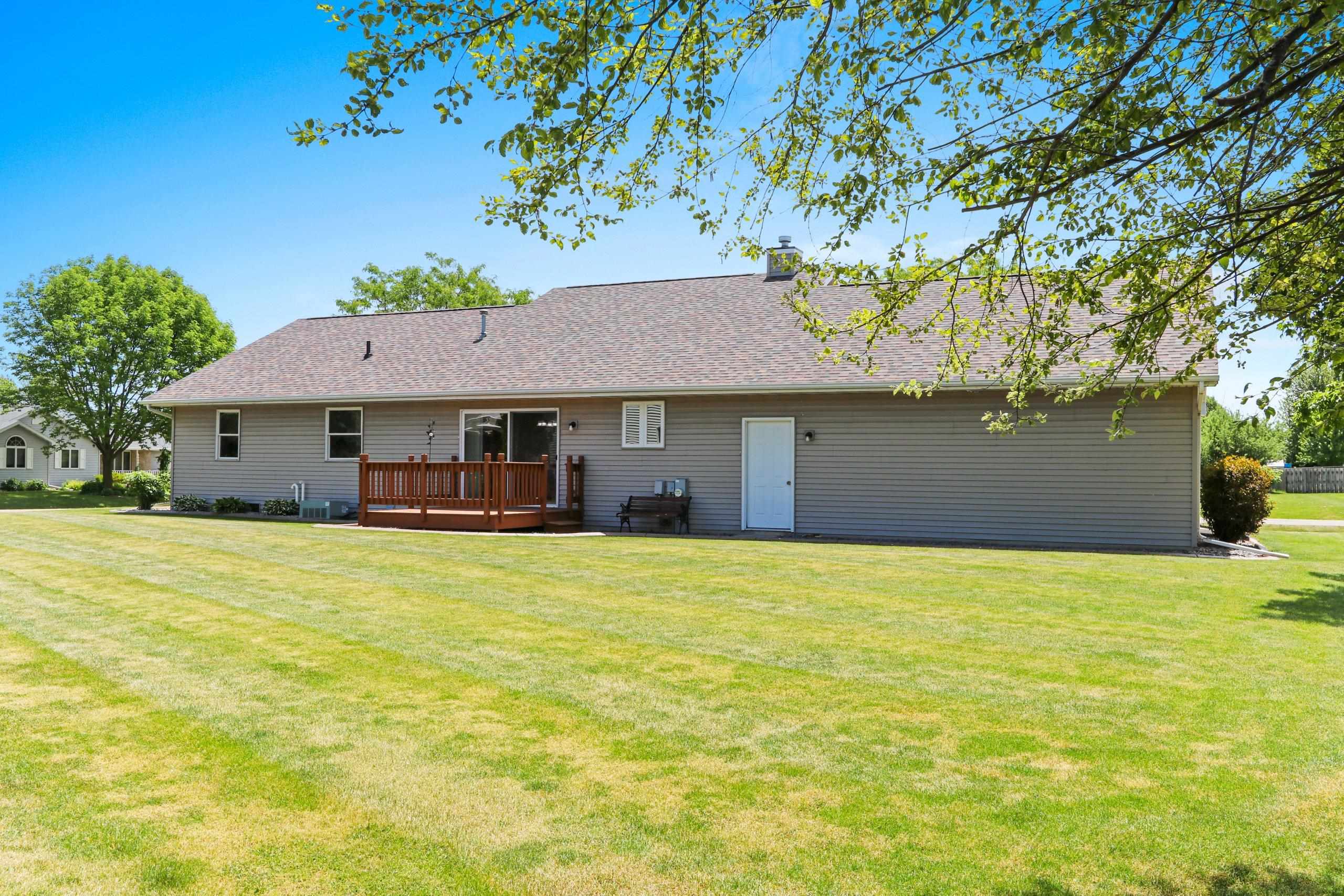 W3082 Whitepine Road Appleton, WI 54915 - Photo 11 of 56