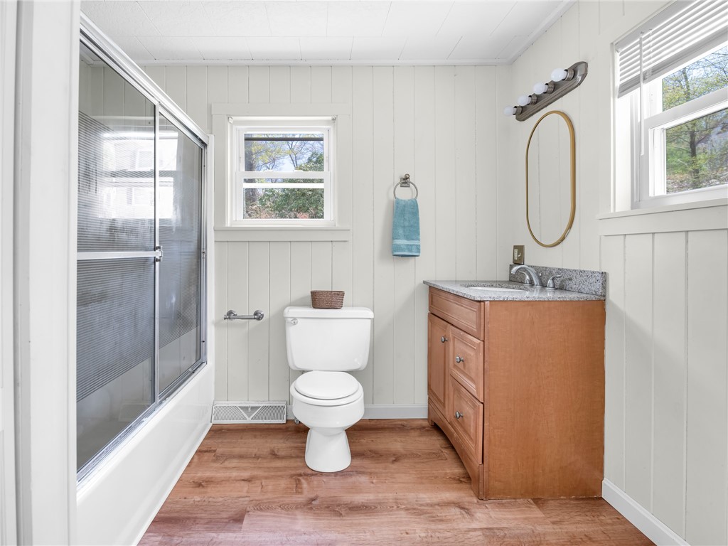 281 Richardson Road Coventry, RI 02816 - Photo 14 of 26