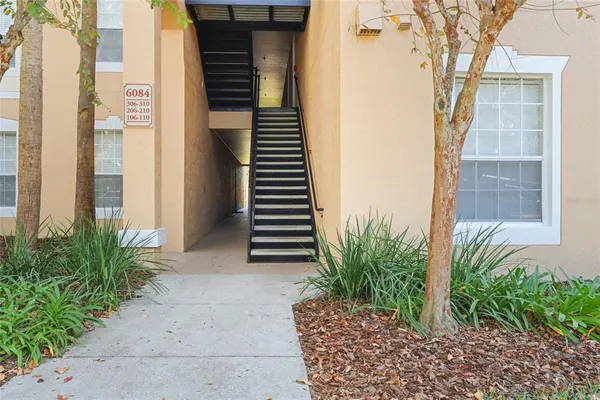 $1,999 | 6084 Stevenson Drive, Unit 209, Orlando, FL 32835