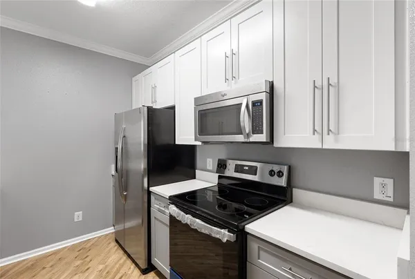$1,999 | 6084 Stevenson Drive, Unit 209, Orlando, FL 32835