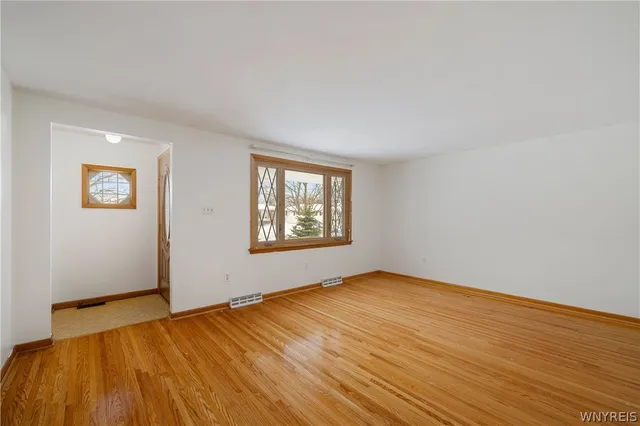 $2,200 | 97 Mitchell Drive, Tonawanda, NY 14150