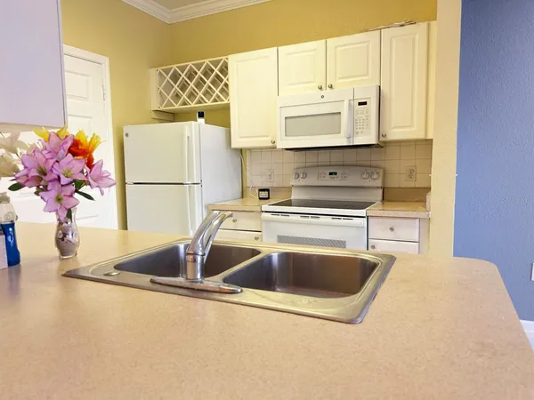 $1,950 | 1216 South Missouri Avenue, Unit 120, Clearwater, FL 33756