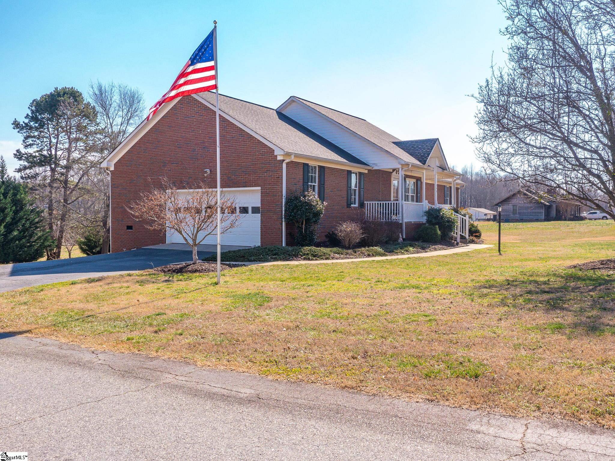346 Shoreham Lane Inman, SC 29349 - Photo 3 of 36