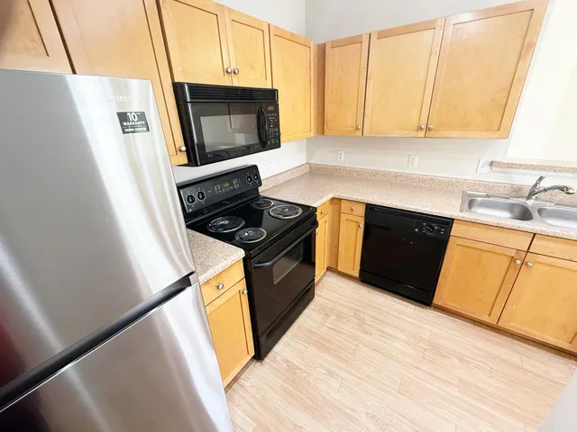 $227,500 | 13560 Technology Dr., Unit 1218, Eden Prairie, MN 55344