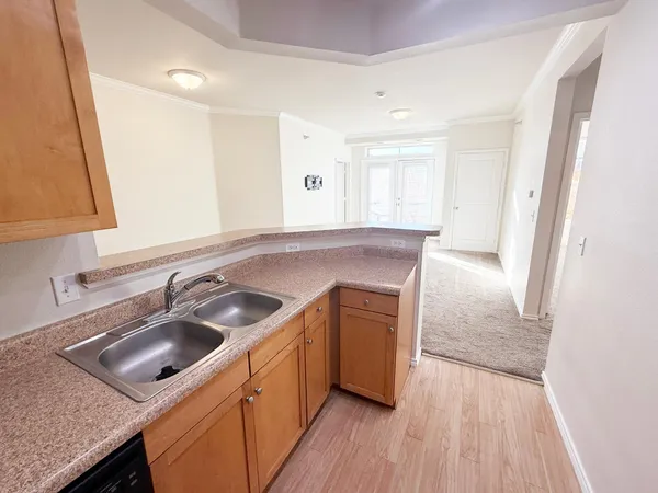 $227,500 | 13560 Technology Dr., Unit 1218, Eden Prairie, MN 55344