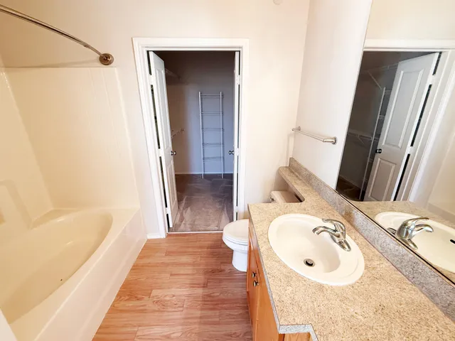 $227,500 | 13560 Technology Dr., Unit 1218, Eden Prairie, MN 55344