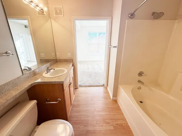 $227,500 | 13560 Technology Dr., Unit 1218, Eden Prairie, MN 55344