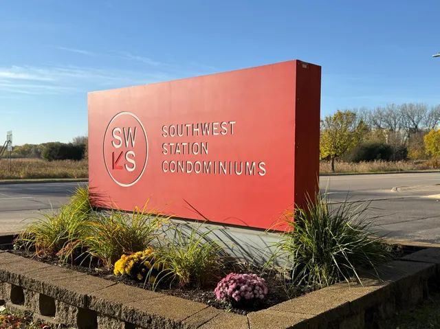 $227,500 | 13560 Technology Dr., Unit 1218, Eden Prairie, MN 55344