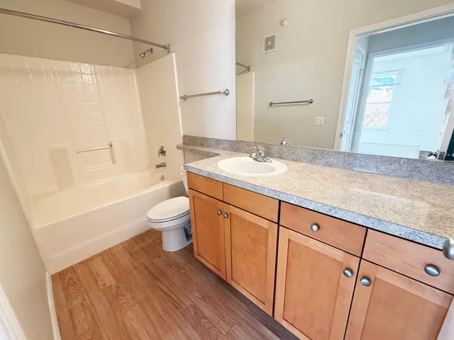 $227,500 | 13560 Technology Dr., Unit 1218, Eden Prairie, MN 55344