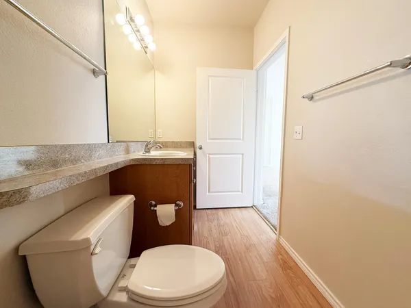 $227,500 | 13560 Technology Dr., Unit 1218, Eden Prairie, MN 55344